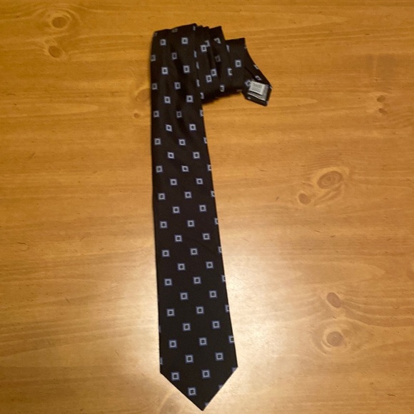 Vintage W.H. Belk Men’s Black Blue Square 100% Silk Neck Tie - Picture 1 of 7